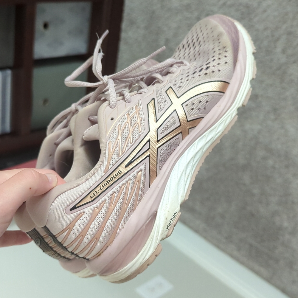 Womens Asics Running Shoes